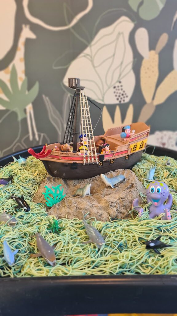 Sensory play – Pirate boat